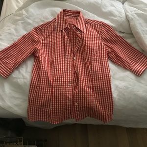 Red fitted gingham shirt